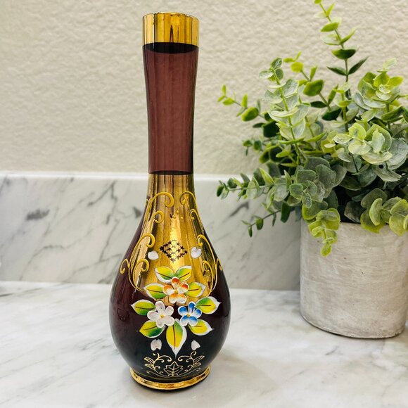 💰3/$15💰VTG  Hand painted amethyst floral bud vase bright gold - Picture 14 of 15